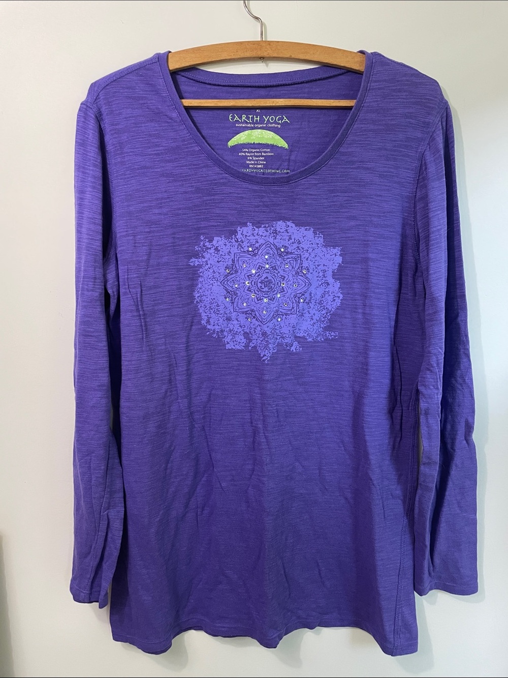 Earth Yoga Purple Long Sleeve Mandala Graphic Marled Knit Tee Size XL